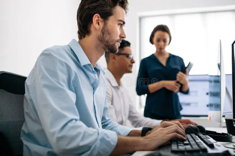 إدارة علاقات العملاء CRM