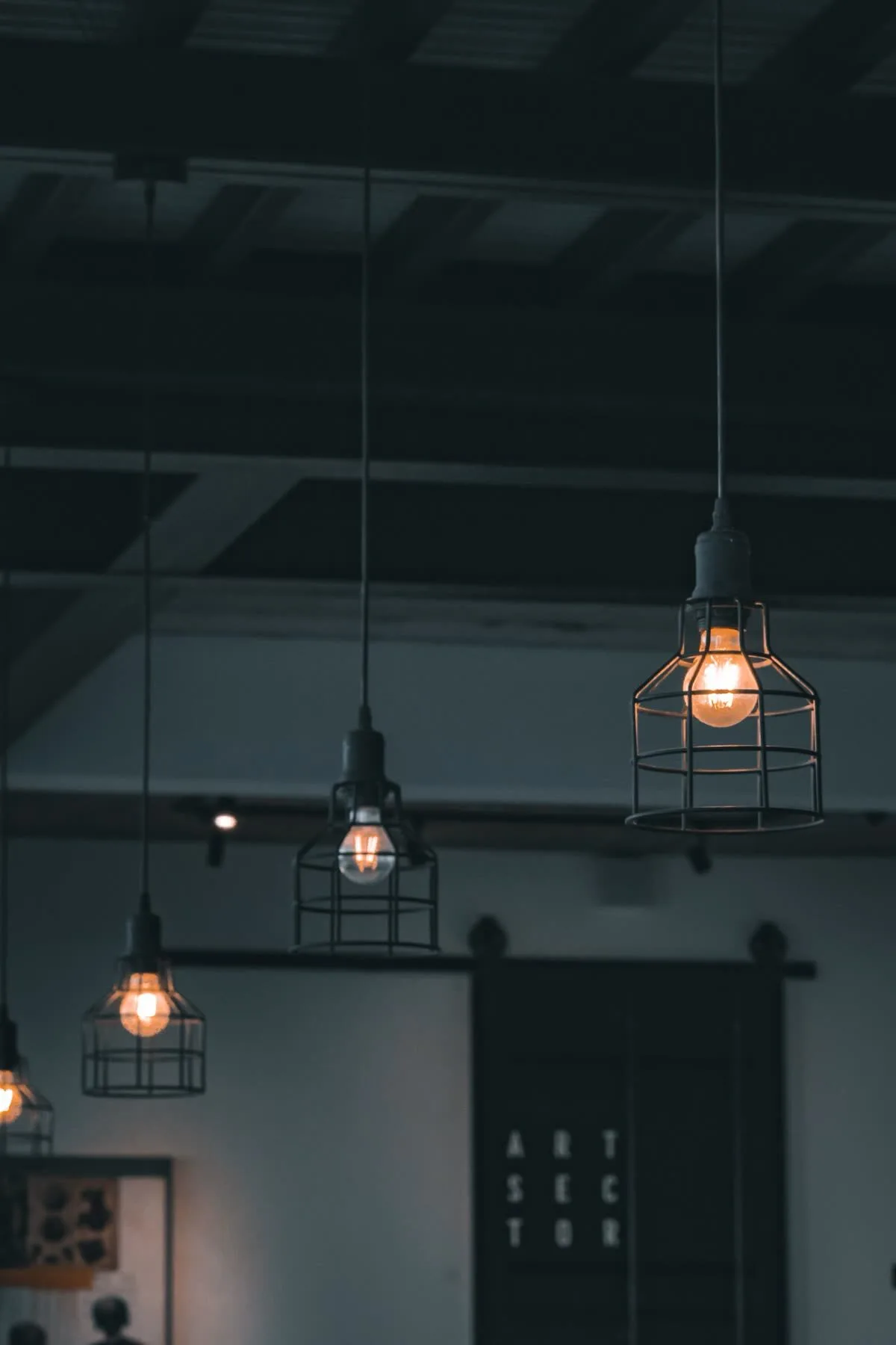 تركيبات الإضاءة